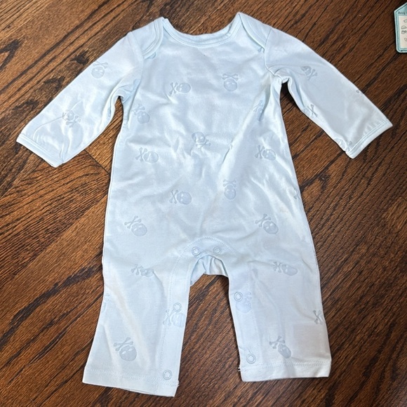 NIB Juicy Couture 3 Piece Set - Coveralls/Hat/Booties Gift Set - Picture 5 of 12